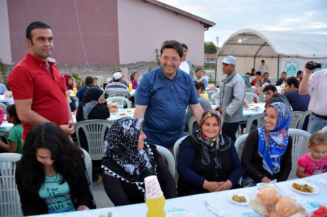 Başkan Yazgı, 1200 Kişi İle İftar Yemeğinde Buluştu