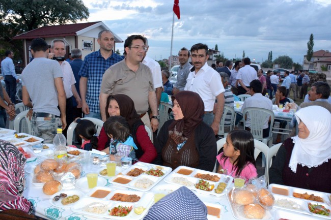 Hürriyet Mahallesinde Toplu İftar