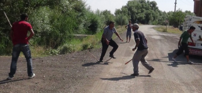 Aksaray’da İki Grup Arasında Kavga: 9 Yaralı