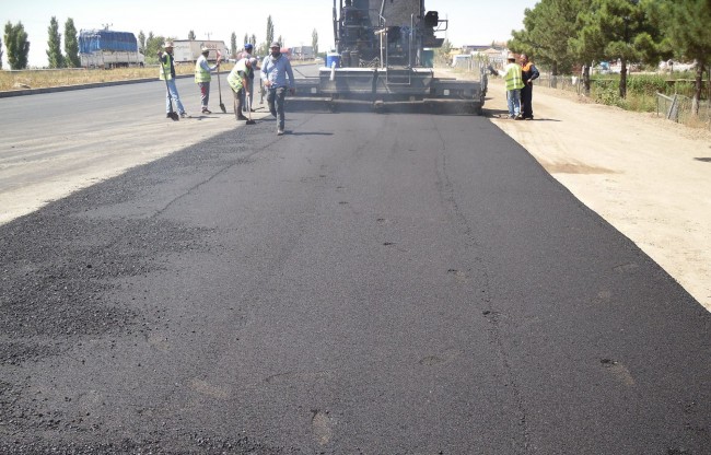 Topakkaya’da Toprak Yol Kalmadı