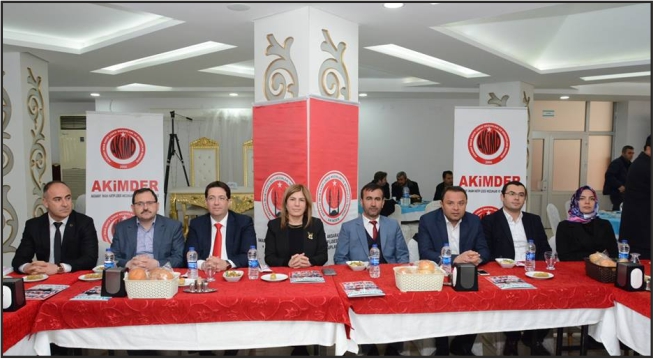 AKİMDER Öncü Spor Tanıtımı ve Referandum İstişare Toplantısı yapıldı