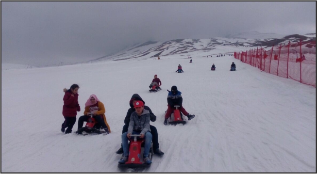 Yetim Çocuklara Erciyes’te Kayak Keyfi