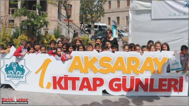 1. Kitap Günlerine Yoğun İlgi