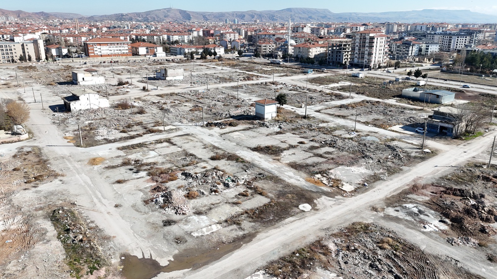 Eski Sanayi Alanı Yeni Yaşam Alanına Dönüşüyor