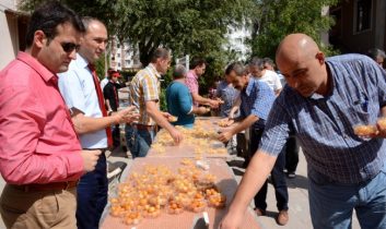 Şehitlerimiz Salavatlarla, Tekbirlerle Anıldı