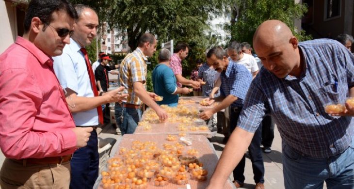 Şehitlerimiz Salavatlarla, Tekbirlerle Anıldı