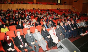 ‘Aile İçi İletişim’ konferansı yapıldı