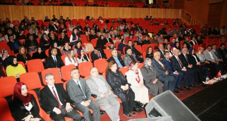 ‘Aile İçi İletişim’ konferansı yapıldı