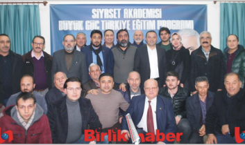 Aksaray’da Ak Parti Siyaset Akademisi Başladı