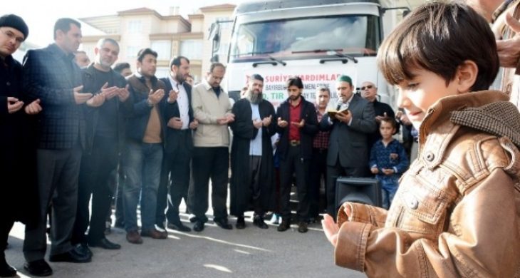 Aksaray’dan Bayır-Bucak’a Tir dolusu Yardım