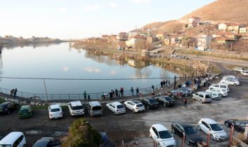 Balık  Yemek İçin Aksaray’a Geliyorlar