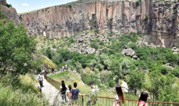 Ihlara Vadisi’ne turist ilgisi artıyor