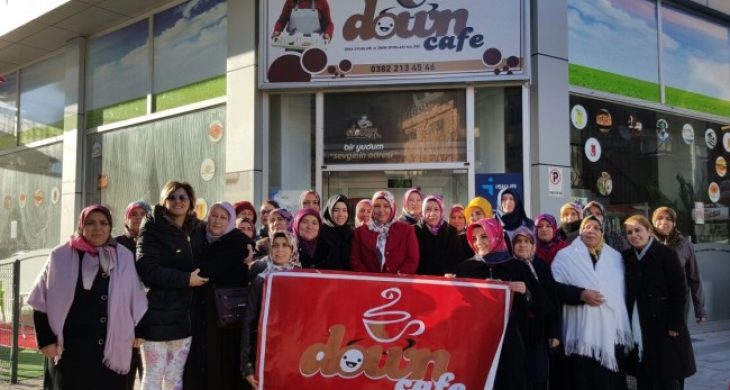 Down Cafe’den engelli annelerine jest