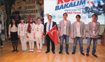 Haydi, Konuş Bakalım Münazara Yarışması Muhteşem Finalle Son Buldu