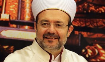 Diyanet İşleri Başkanı Görmez’den Berat Kandili mesajı