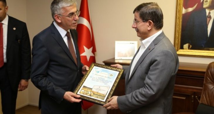 Başbakan Davutoğlu Aksaray Valiliğini Ziyaret Etti