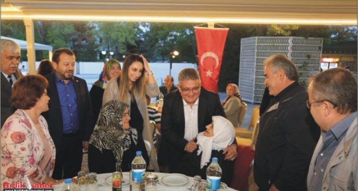 Koruyucu Aileler iftar programında buluştu