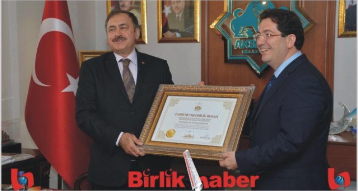 Orman ve Su İşleri Bakanı Prof.Dr. Eroğlu Aksaray’ın Fahri Hemşehrisi Oldu…