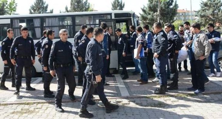 Paralel Yapı Operasyonunda 26 Kişi Serbest