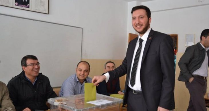 CHP Gençlik Kollarında Altıntop güven tazeledi