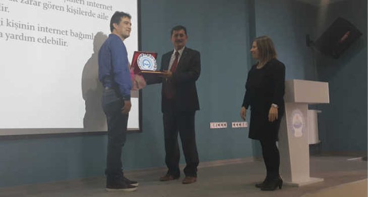 Araştırma Merkezlerinden Ortak Konferanslar