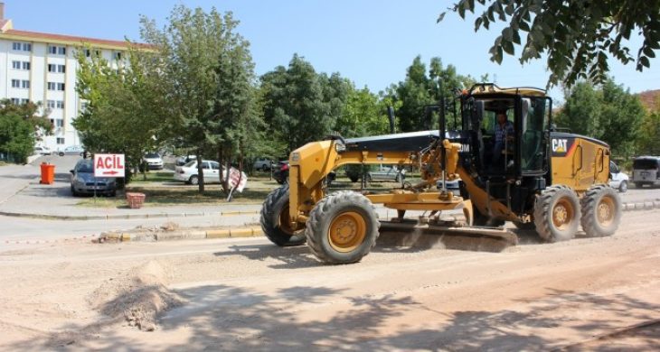 Hastanenin Otopark Alanı Asfaltlanıyor