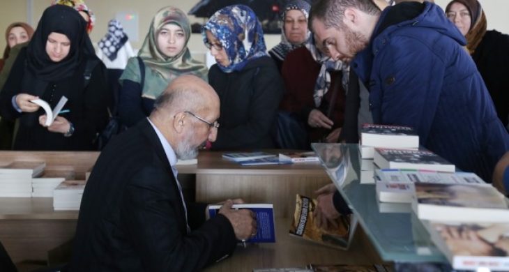 Müslüman Görmezden Gelme Hakkına Sahip Değildir