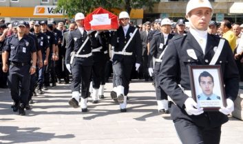 Şehit Polis Son Yolculuğuna Uğurlandı