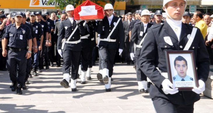 Şehit Polis Son Yolculuğuna Uğurlandı